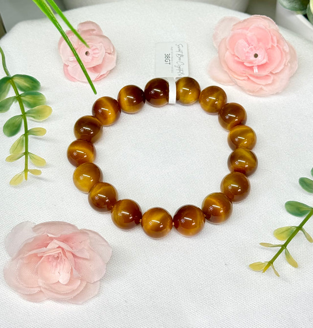 Golden blonde tigers eye bracelet. 12.5mm beads and fits wrist size 7.25β